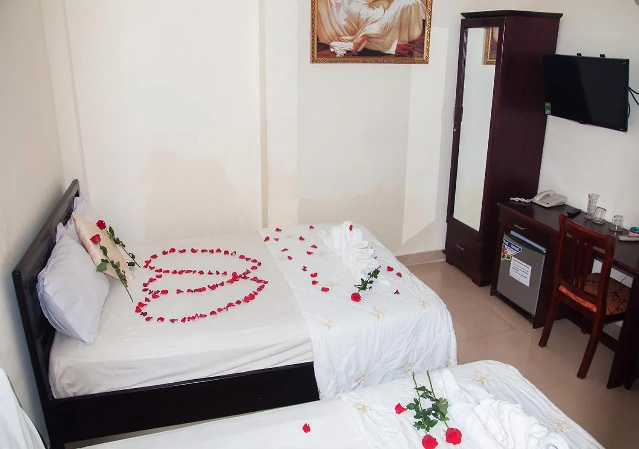 Queen 7 Hotel Нячанг